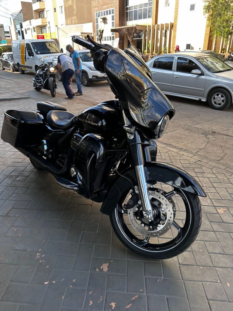 FDP0D74 CVO STREET GLIDE (6)